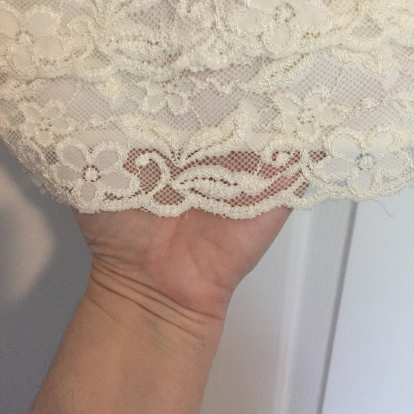 Coldwater Creek Lace Vneck Blouse - 1x - Picture 4 of 6